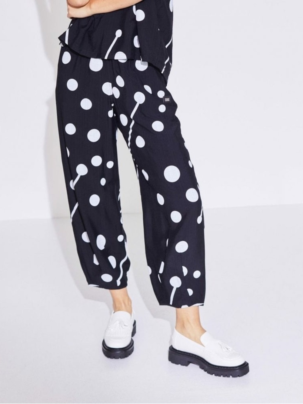 NAYA Black and White Trouser NAS24241 Loose Fit High Rise Black and White